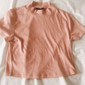 Peachy turtle neck 🍑 (cropped)